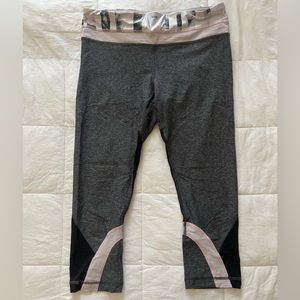 Lululemon cropped leggings, size 10